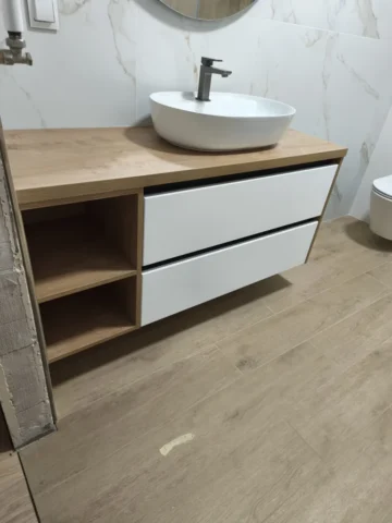 szafka łazienkowa 1